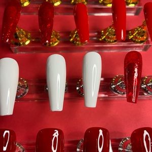 Holiday Press On Nails